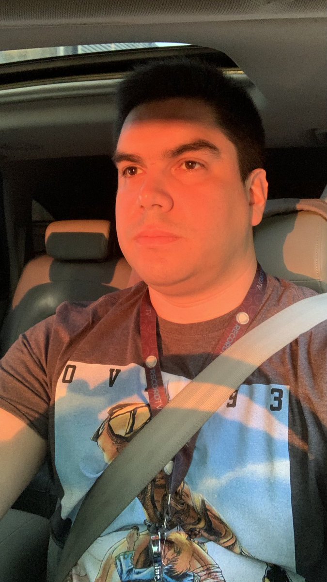 PascarelliAM's tweet photo. Já viram como o Sol está lindo hoje? Bom dia! Que Ele possa iluminar a semana de vocês. Vamos à guerra! É um leão por dia!
Boa semana!
#Deusnocomando #semanaabençoada #boasemana #bomdia #morivationmonday #melaninmonday #melanina #recordtv #claytonpascarelli #jornalismonaveia https://t.co/nOtbe9Kugu