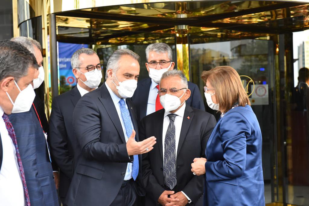 Alinur Aktaş