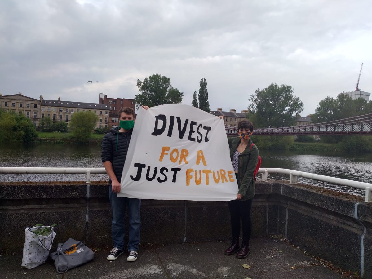 DivestSPF's tweet photo. Our ⭐️open letter⭐️ to #StrathClydePensionFund committee is gathering signatures fast! Help us get a few more before we deliver it ahead of their vote to decide whether to divest £500m in #fossilfuels this Wed 2nd June! @GlasgowCC We need a #PlanToDivest https://t.co/8fQIxROqqH https://t.co/Ip46QPgSrp