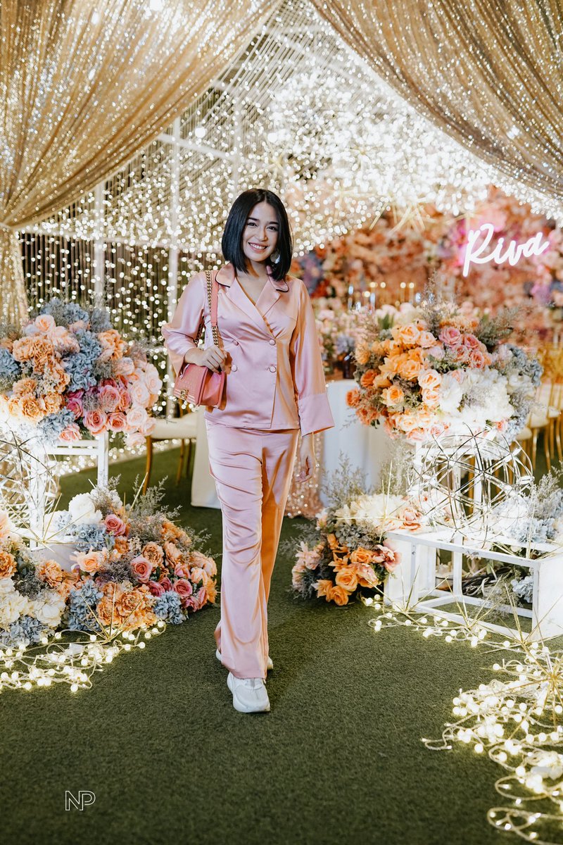 RivaQuenery_'s tweet photo. BEST BIRTHDAY EVER!! 💖✨ https://t.co/t8d2vK7zWJ