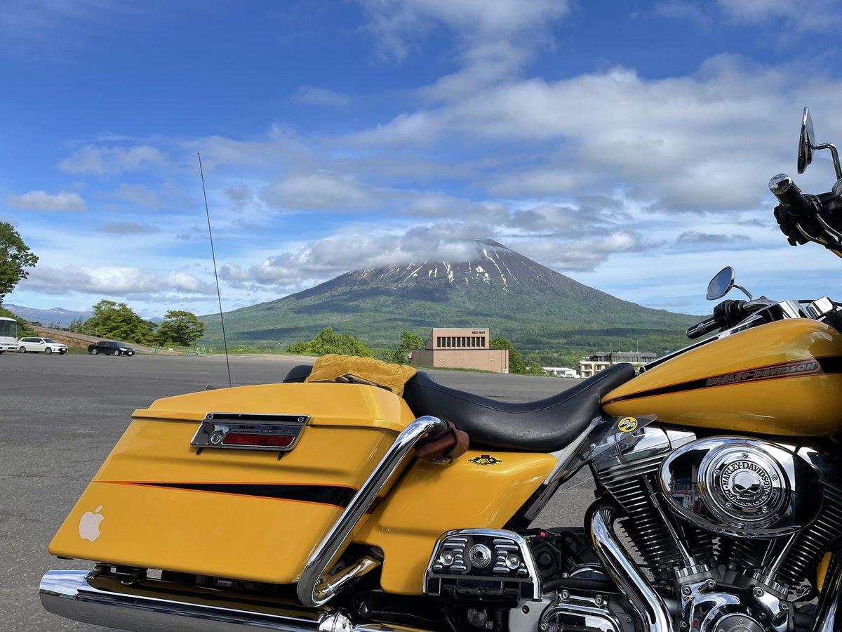 666massan's tweet photo. ′06FLTRI
tuned by 45Degree@Hiroshima
#2021始動
#harleydavidson2006
#fltri
#yellowperl
#1450cc
#potatotune
#羊蹄山
#グランヒラフ
#23ozdenim
#こじまじーんず https://t.co/F0Ns0v8WNm
