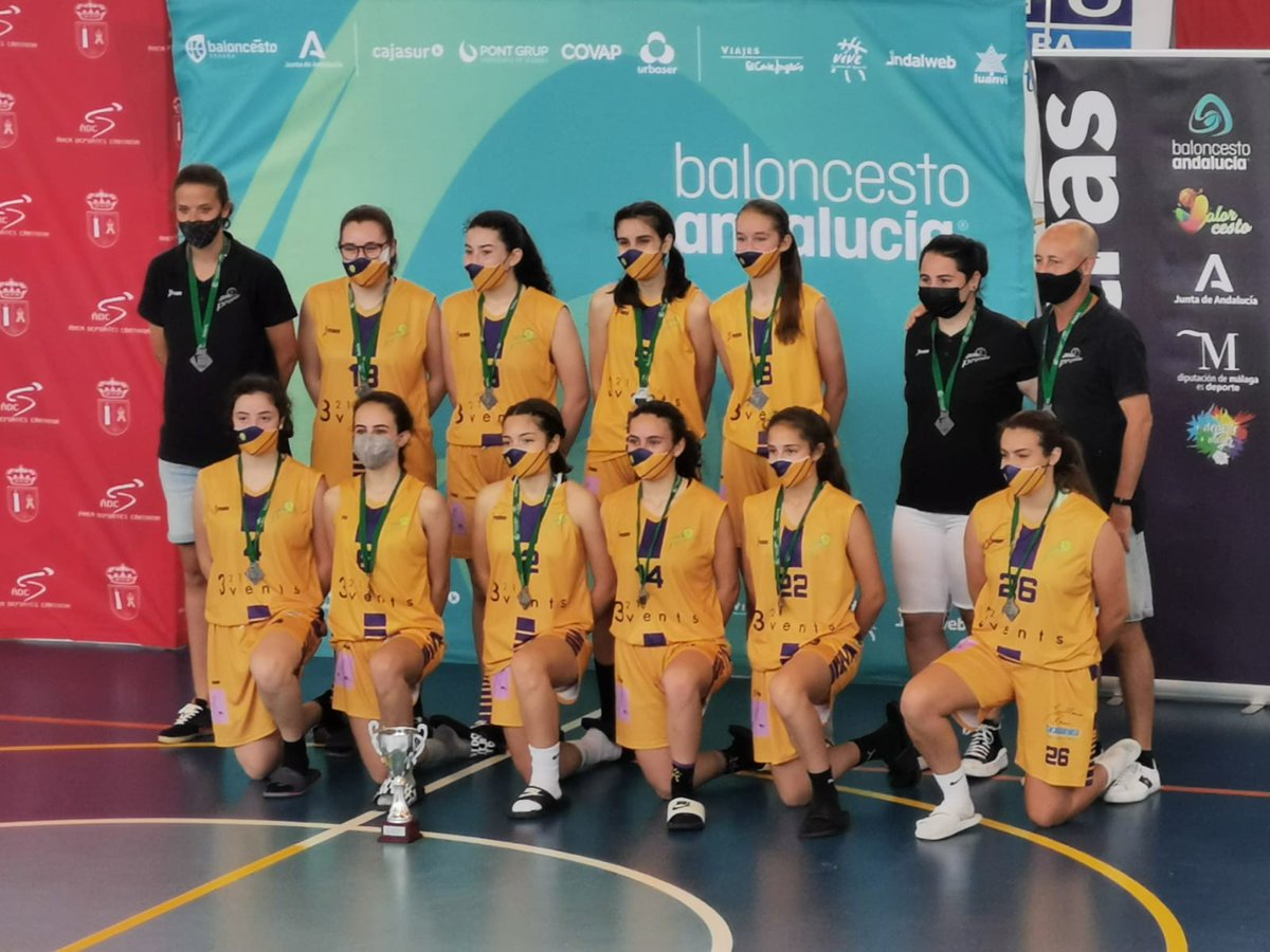 Gran final de temporada para nuestras cadetes y Juniors que se proclaman subcampeonas de copa <a href="/FAB_Malaga/">FAB Málaga</a> después de dos buenos partidos ante grandes rivales. Enhorabuena por el gran trabajo realizado 👏👏👏👏💜💛
#321Events <a href="/DeporteFomento/">Fundación Fomento Deporte</a> <a href="/GROptico/">@GROptico</a> <a href="/CafeBaque/">Cafés Baqué</a>