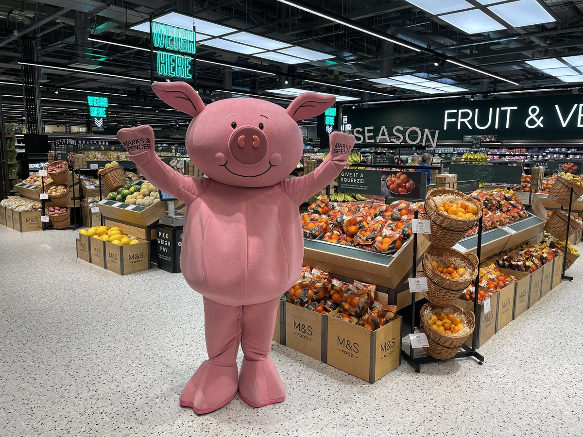 QRadioOfficial's tweet photo. What a beautiful day to try the freshly made Mai Sushi at the Newly transformed @marksandspencer Foodhall @SprucefieldSC. Call down today before 3pm for a chance to win spot prices and meet meet Percy 🐷  #percypig #sushi #fillyourown https://t.co/pdjNvoly5z