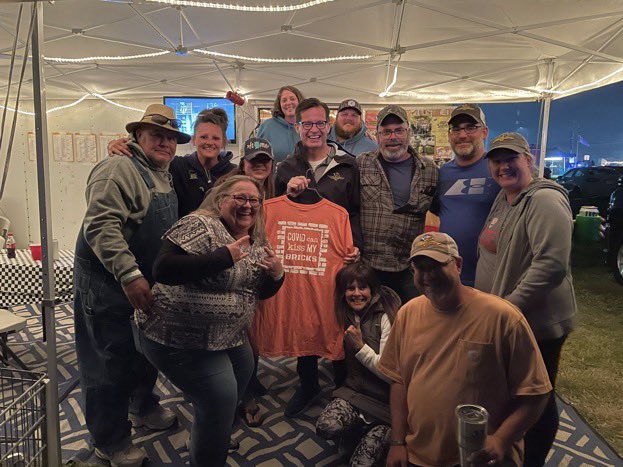 Joe Willing tweet media