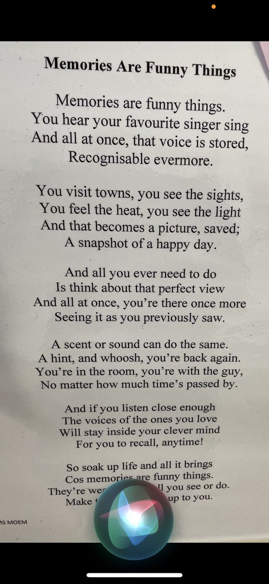 A poem by,  ms moem, that sums up what memories are. #DAW2021 <a href="/LothianSjh/">SJH_Lothian</a> dementia awareness week ❤️ <a href="/AgnesRitchie8/">Agnes Ritchie</a> @gillian_mcauley <a href="/aristyro/">Aris Tyrothoulakis</a>