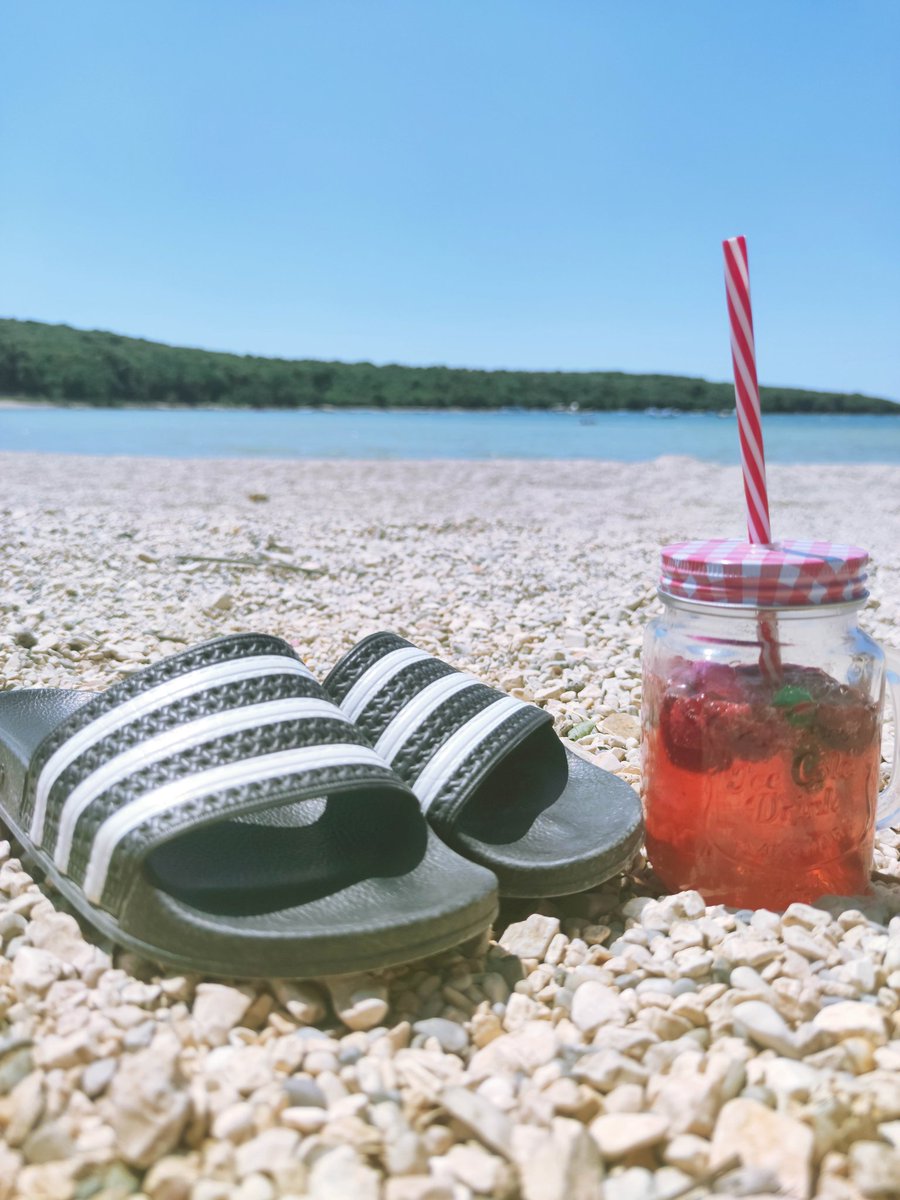 MissColoniaTV's tweet photo. Ich wollte mal liebe Grüße aus Kroatien schicken! Bleibt gesund ❤️
#ohneadilettenohnemich #camping #glamping #kroatien #Croatia #twitchpause #adiletten #twitch #twitchde #twitchgermany #twitchstreamer #SupportSmallStreamers https://t.co/5U8GiFobSG