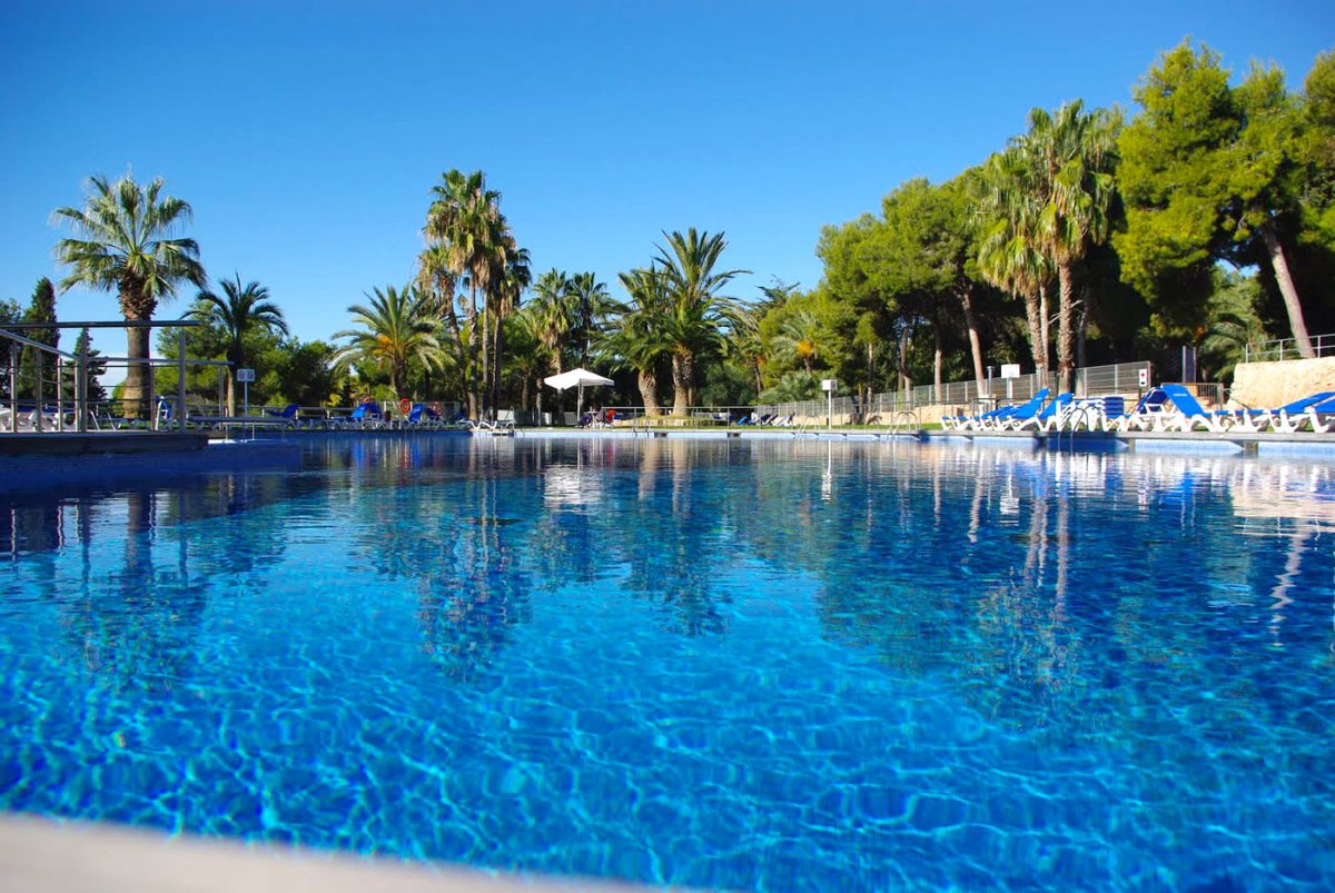 Vacansoleil_FR's tweet photo. Connaissez-vous le camping Vilanova Park ? 🇪🇦
Les longues et chaudes journées d'été ne sont pas un problème ici... Regardez cette piscine. 😍💦 Dur de résister non ? 😏
Découvrez le Vilanova Park : https://t.co/FRoRicKtnw https://t.co/yijNtrpBsU