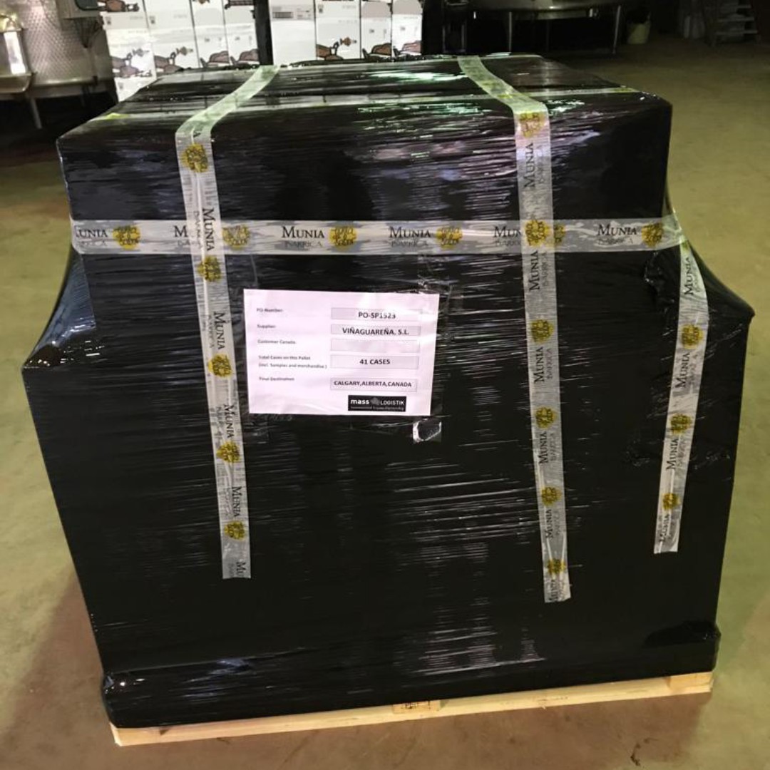 Otro pedido listo que cruzará el Atlántico hasta llegar a su destino.

#export #ViñaGuareña #Munia #vinodeToro