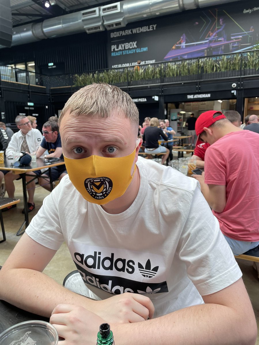 JPLavStar's tweet photo. Riller boi #boxparkfanzone https://t.co/NYau6J0hvo