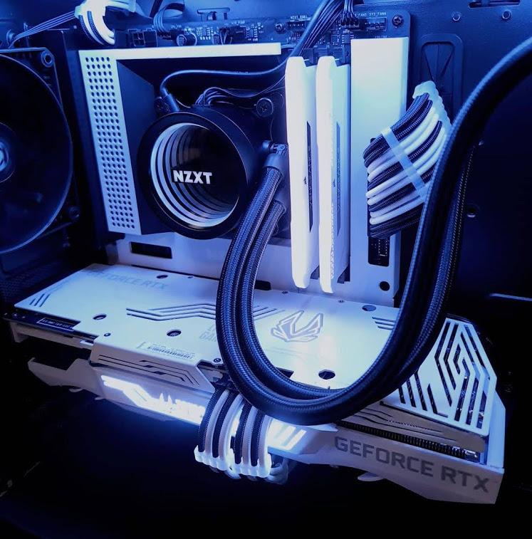 ZOTAC_UK's tweet image. How do you manage the tubes from the AIO cooler in your build?
📷 IG: @techtonicmalaysia
#ZOTAC #PCBuild #Buildapc #PcHardware #PcComponents #RTX