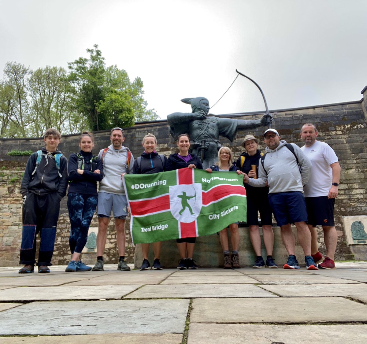 Our #mondaymotivation... attacking the day with a 7:30 start to walk 17 miles from the Nottm Castle, following the Robin Hood Way. 

#walk #walking #robinhood #robinhoodway #notts #nottinghamshire #bestrunningclubever #morethanjustarunningclub #DOrunningSquad #justDOingit