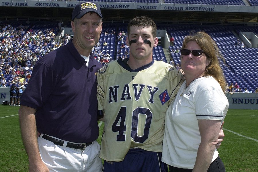 mattkinnear's tweet photo. More than 10 years ago Brendan Looney gave the ultimate sacrifice. 

‘Be strong, be accountable, never complain’ 

https://t.co/baWd9XeITg https://t.co/ZefbY5zNXL