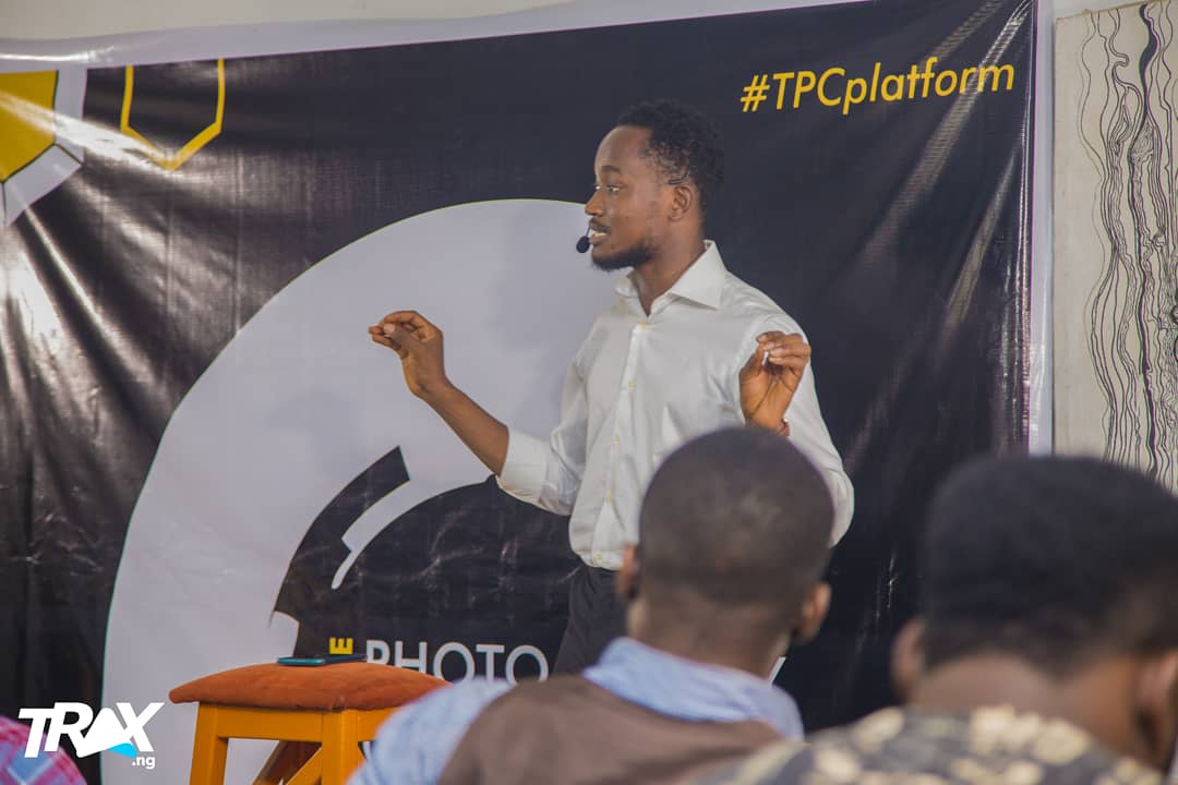 Mmakamba8's tweet photo. 2.
- Provide work and meeting spaces to freelancers and companies in our quest to support the future of work

-Customizable event spaces for social and corporate events 

Create a special frame with your picture on https://t.co/aogSM1BXxV

#WeAreTheRoothub #Roothub https://t.co/jeLljJ2Dl1