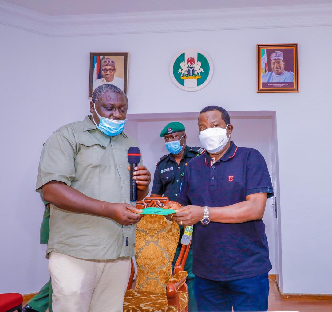 Sen. Simon Bako Lalong tweet media