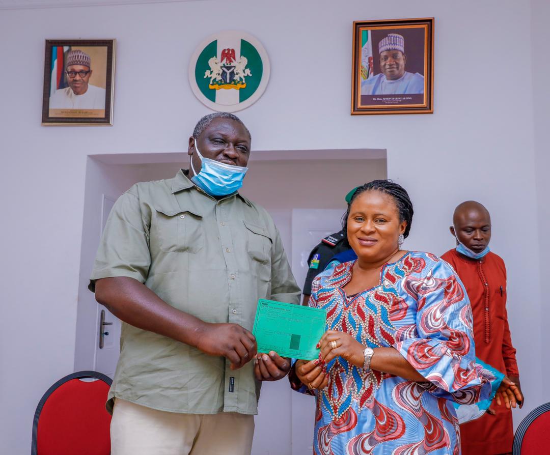 Sen. Simon Bako Lalong tweet media