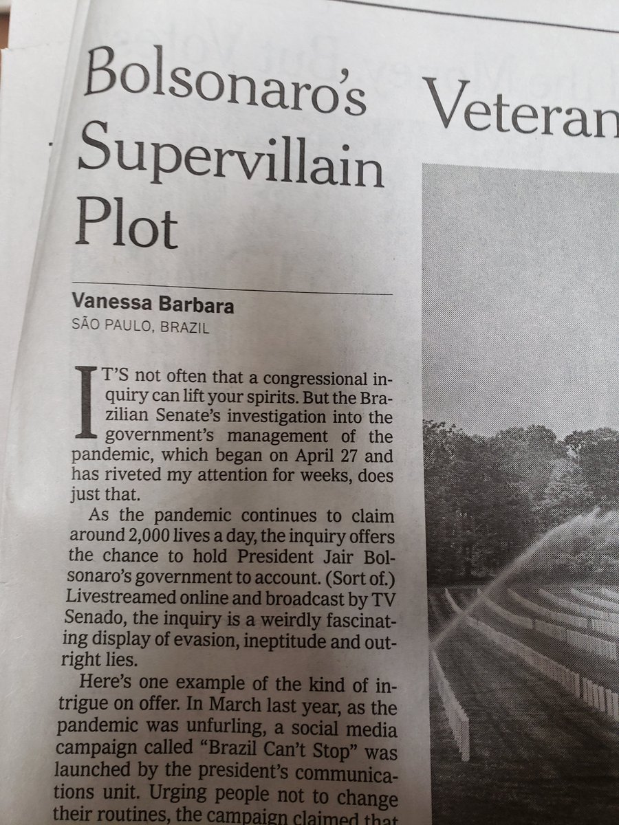 gugachacra's tweet photo. Artigo da Vanessa Barbara no NYTIMES sobre Bolsonaro. O atual presidente brasileiro tem uma imagem horrível no exterior. É visto como um negacionista na pandemia e tb no meio ambiente. De toda a AL, somente moradores vindos do Brasil não podem entrar diretamente nos EUA https://t.co/aDxHPOmjwK
