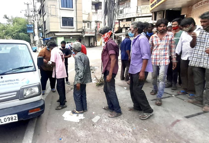 aid_orphan's tweet photo. #DAY132 
Food Distribution in #Hyderabad 
#india #charity https://t.co/XDrcbnFDI9
