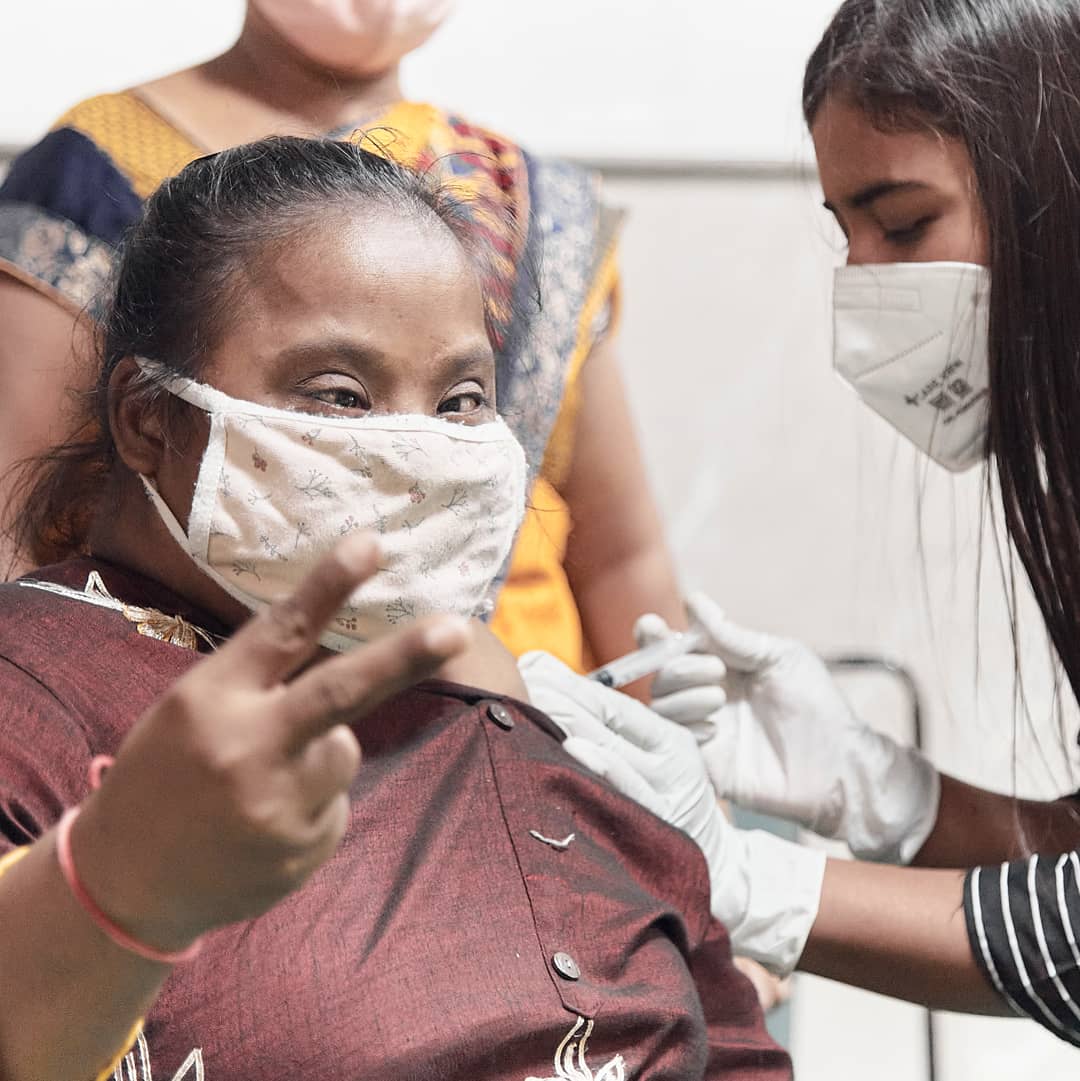 DisAbledIndia's tweet photo. Ruby Thug Life!!!
@SfCD_India arranged a vaccination drive for all people with Disabilities this past Saturday. We took some photos and there she was... Ruby... like a boss.

#ruby #thuglife😎 #likeaboss #ᴠᴀᴄᴄɪɴᴇssᴀᴠᴇʟɪᴠᴇs #covidvaccine #getvaccinated #vaccineforpwds https://t.co/J9evRnAVaY
