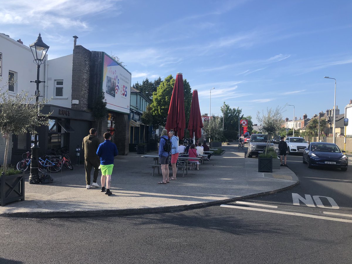 Robert Burns tweet media