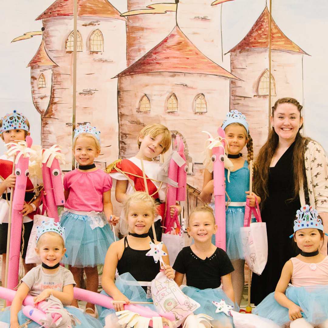 Join us this summer for a workshop filled with dancing, crafts, storytime, and make-believe

buff.ly/3uzxYOk