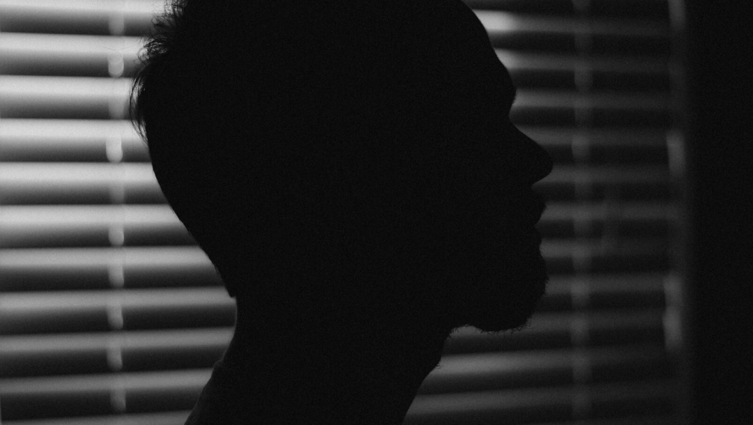 thealcatrazinc's tweet photo. Best buds are there to boost your confidence, keep your feet on the ground and push you to leave your comfort zone once in a while, right? Well, that is exactly what Adam and Malik are there to do. Connor is a cocky non-believer about to question everything he thinks he knows... https://t.co/wAJx2cQm8F
