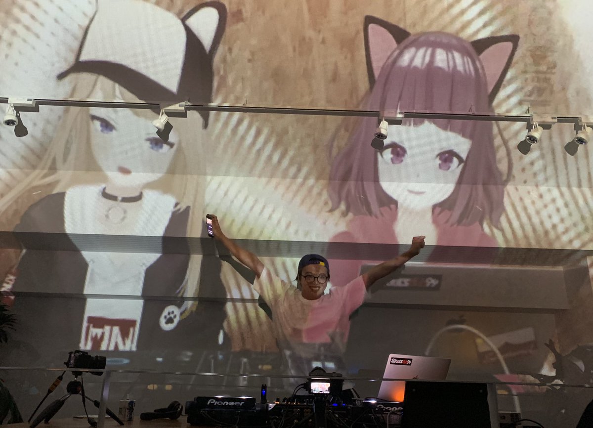 TAMU_USAGI's tweet photo. #VMDJ 
#VR00 #VR01 #VR02
懐かしくなってカメラロール漁ってたら出てきた https://t.co/WockQ9OBnd