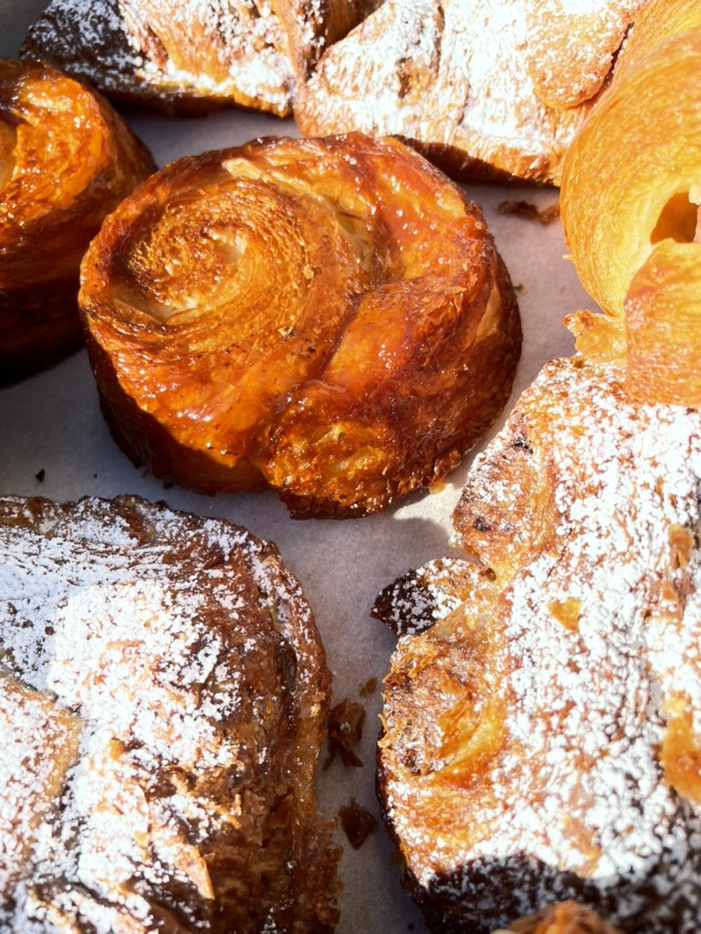 deliboard's tweet photo. For us. The small business challenge is a year round venture. It’s the small businesses that help us tick. And we help them tick. It’s a daily thing for us. 

Armando from arsicault bakery on macallister is a pastry genius. #smallbizchallenge #allyearlong https://t.co/hx8RTlJGmU