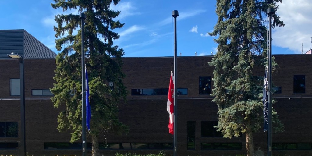 In honour of the memory of the 215 innocent children whose remains were discovered in a mass grave at a residential school for Indigenous people in Kamloops, BC, Keyano College will be lowering our flags in solidarity with our Indigenous community. 🧡#EveryChildMatters