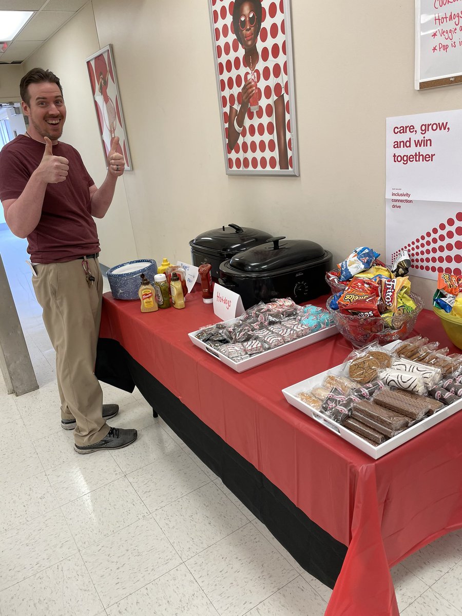 Sarah Clary tweet media