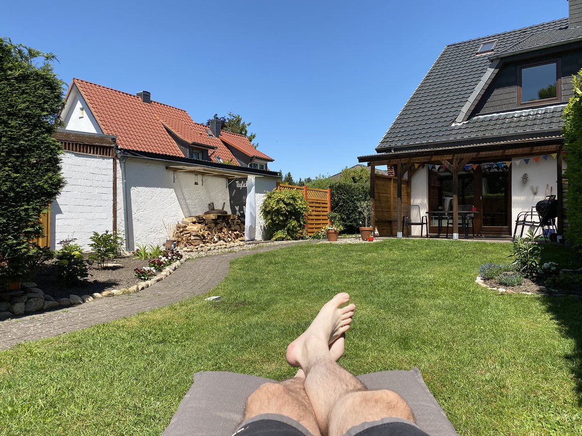 _Heidjer's tweet photo. Ich kriege schon richtig Rentnerbräune... https://t.co/FnF3I4kl5G