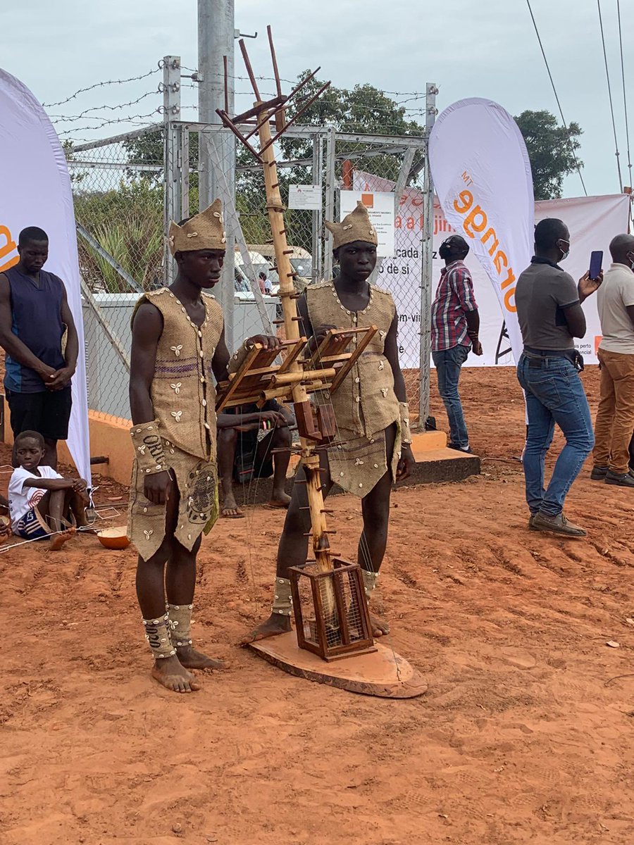 Orange_Bissau's tweet photo. Inauguração do lançamento do vasto programa de extensão rural das novas antenas na Guinée-Bissau ! @GroupeSonatel @orangeafrica #orangebissau

https://t.co/tNsodk8GqB https://t.co/MpCAC9Irg6
