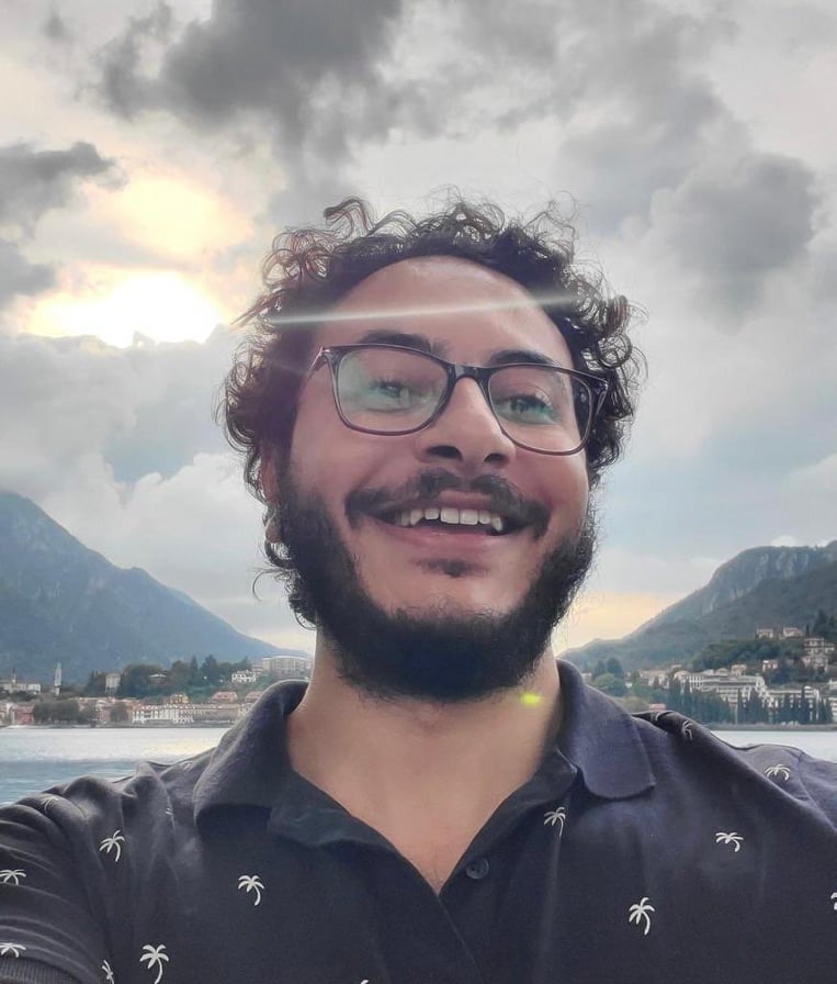 AmnestyMENA's tweet photo. #Egypt: We are deeply concerned with the referral of @CEU student and researcher Ahmed Samir Santawy to trial in front of an Emergency State Security Court over arbitrary charges. We call on the authorities to immediately and unconditionally release him ➡️https://t.co/7yxMYcmjSg https://t.co/eLA26IJWPL