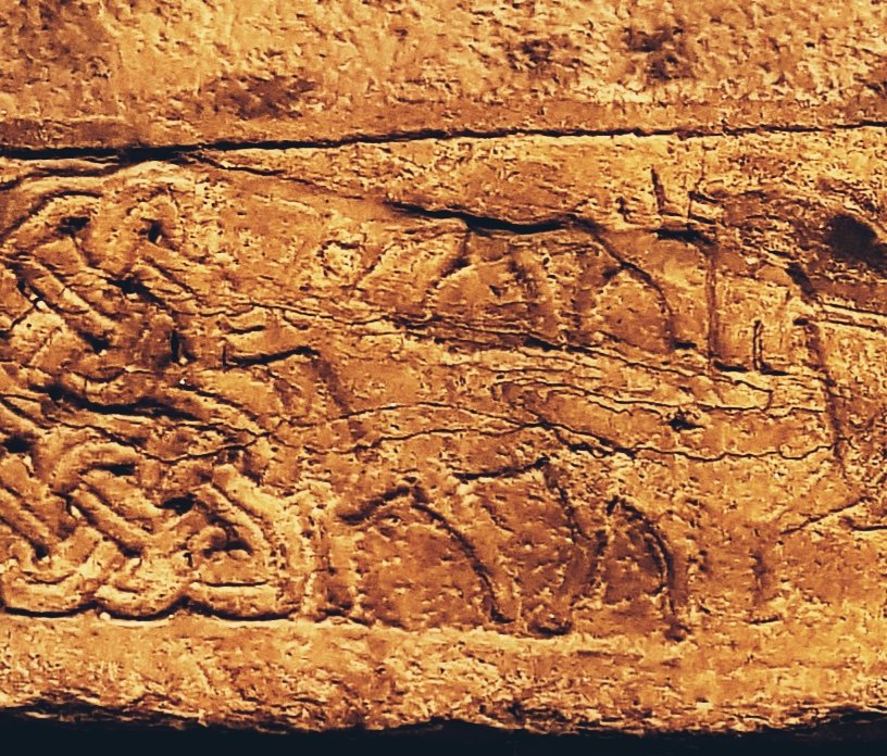 We love deer-based rock art 🦌 It's not *quite* as old as Neolithic or the EBA, but just look at the early medieval beauty we have on the Govan Sarcophagus 🦌