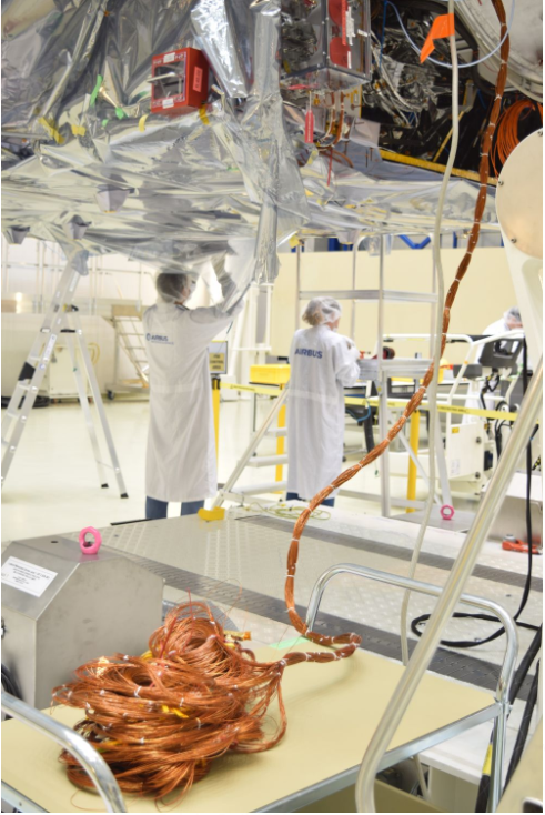 ESA_JUICE's tweet photo. Our Silver Beauty is getting also a Golden touch 🤩...   insulating kapton foil &amp; thermocouples bundles witness the approaching of the #JUICE thermal - vacuum test in the Large Space Simulator @TestCentre @ESA_Tech  

A lot to come in the next days, stay tuned ! https://t.co/DDhreqJqeH