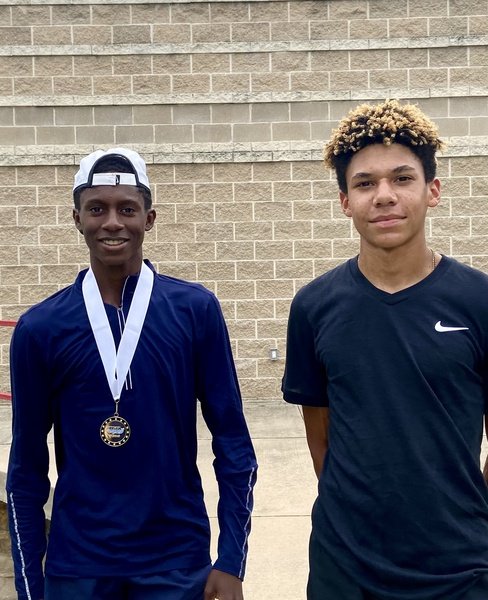 Garrett and Jackson getting it done in Coppell this weekend at the SFTS USTA L6 Tournament. Jackson won 3rd and Garrett was consolation champ in B16S! Great job Bobcats!