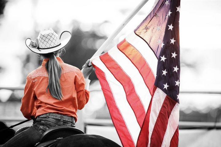 On this #MemorialDay, the #CowboyFamily remembers our country’s fallen soldiers and the selfless sacrifices they made to keep us safe. 🇺🇸 

Your bravery will not be forgotten.