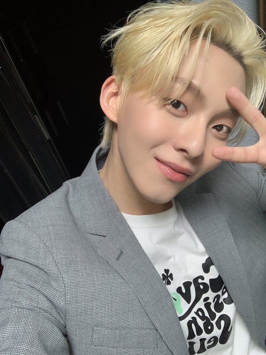 [#우진영] 생일 잘 마무리 하기❤️ 

#D1CE #디원스 #HBDTOME 🎁
#해피진영데이 #HAPPYJINYOUNGDAY