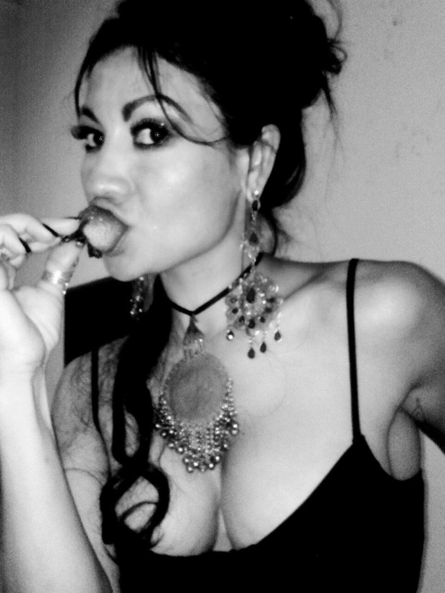 I’m a fire eater but sometimes I eat strawberries 🍓 too!!!!