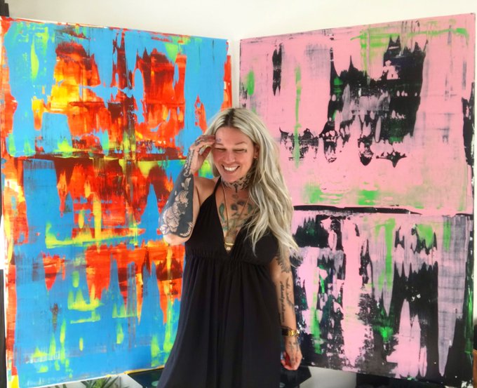 When I&rsquo;m not naked I paint art follow https://t.co/ilVxTp9O5C https://t.co/CYnLfZ37Oi<a href="/tag/nfts"class="tags"><span>#nfts</span></a><a href="/tag/nftcommunity"class="tags"><span>#nftcommunity</span></a>