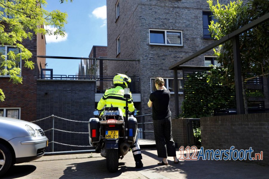 Woningoverval in Vathorst #Amersfoort, politie doet onderzoek. 112Amersfoort.