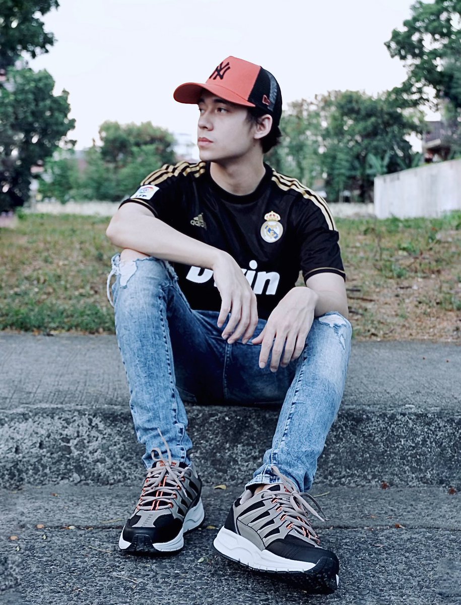 jmsnblake's tweet image. It feels good whenever I’m wearing my faves. 👌🏻#SkechersPh #NewEraCapPh
