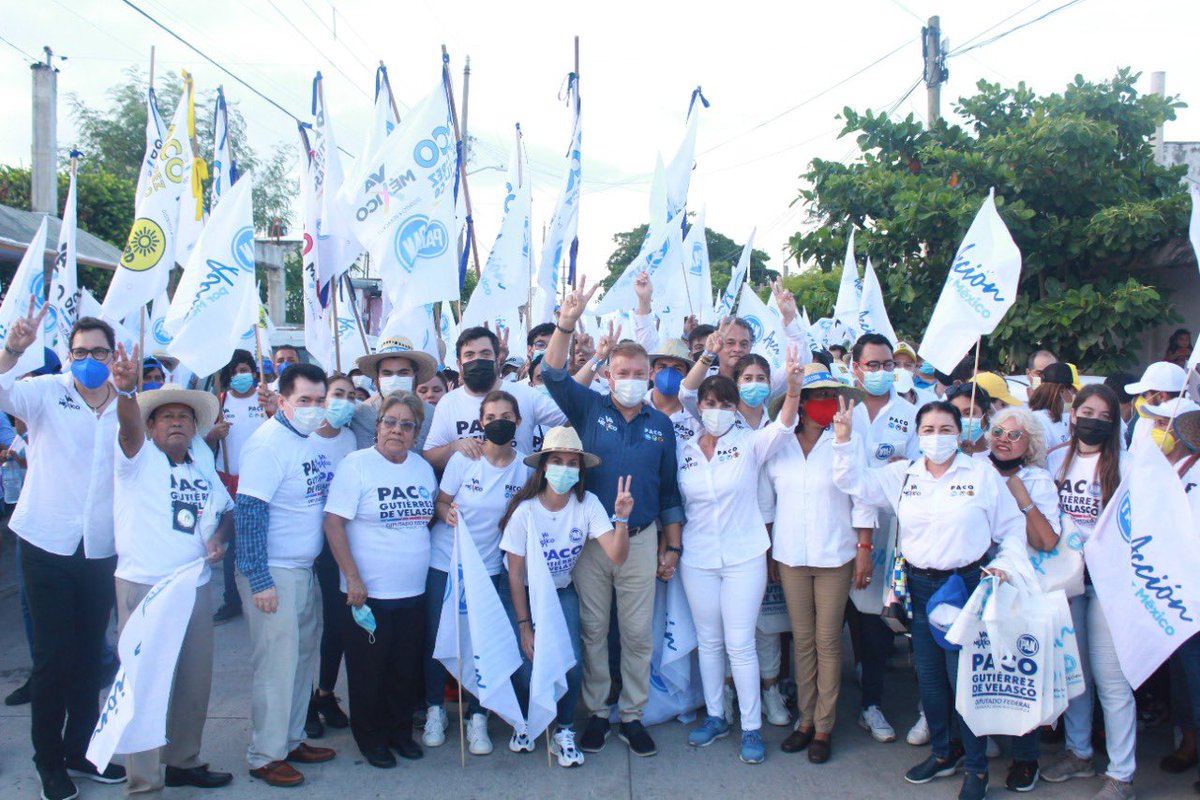 PacoGutierrezD1's tweet photo. ¡GRACIAS POR SU APOYO INCONDICIONAL DURANTE MÁS DE 50 DÍAS DE CAMPAÑA! 💙

Tuvimos un cierre de campaña exitoso, en el cual la gente me demostró que con su apoyo, ganaremos este domingo 6 de Junio! ✌🏼 https://t.co/NDRRLKgbtU