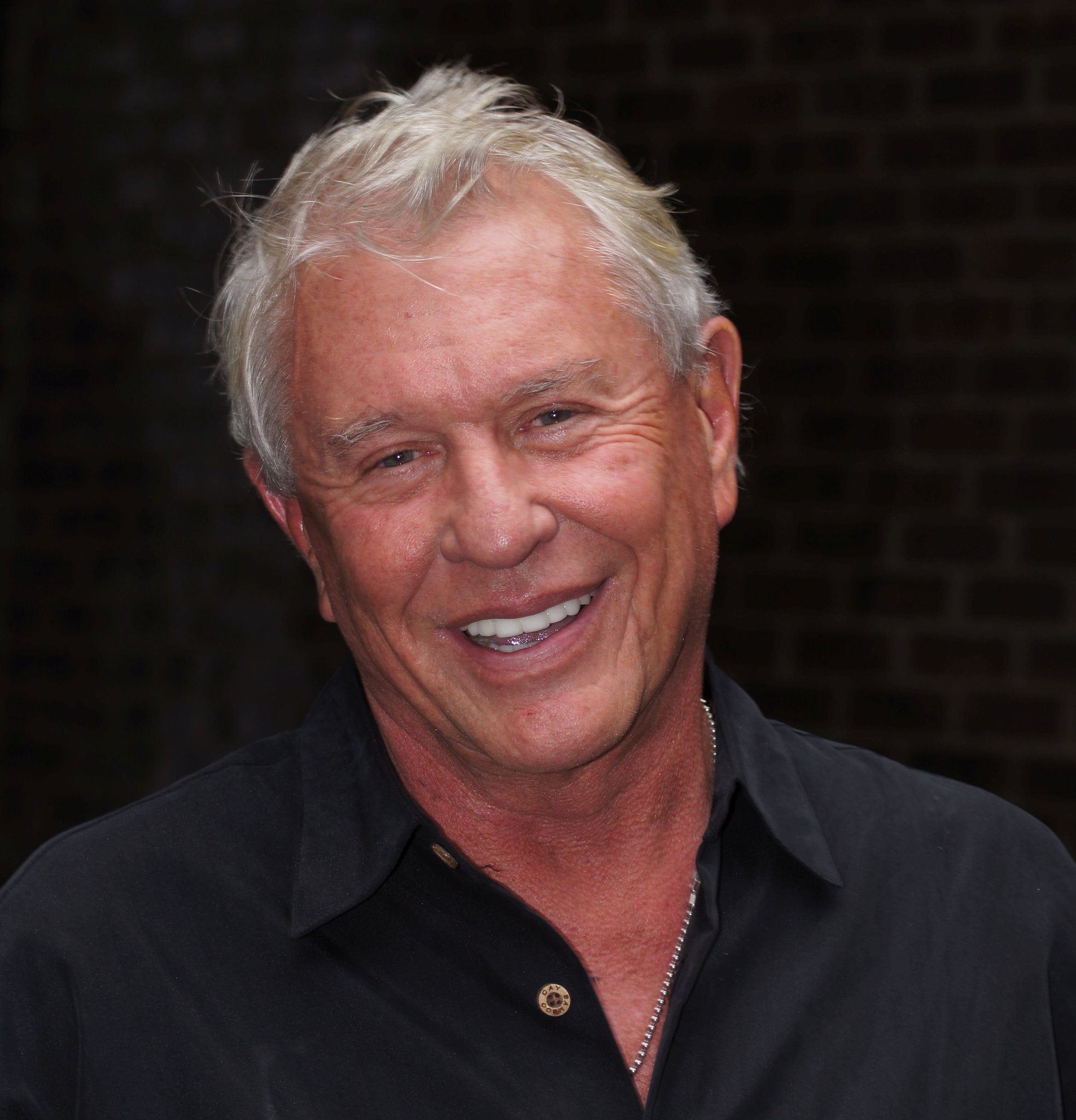 Happy Birthday dear Tom Berenger! 