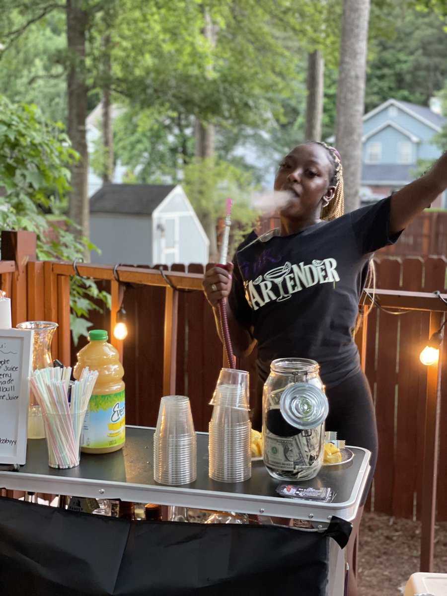 _SpeakingOnTINK's tweet photo. TINK DA MF BARTENDER ‼️ put some respect on my name😘 Book your girl you won’t regret it💕 a simple retweet could help!🤞🏾
IG:@tinkdabartender @_tinkbabyy
#mobilebartendingservice #mobilebartender #atlbartender #bartender #bartenderlife #bookme #GETDRUNKWITHTINK🤩 #drinksbytink https://t.co/rfr9YNrf8k