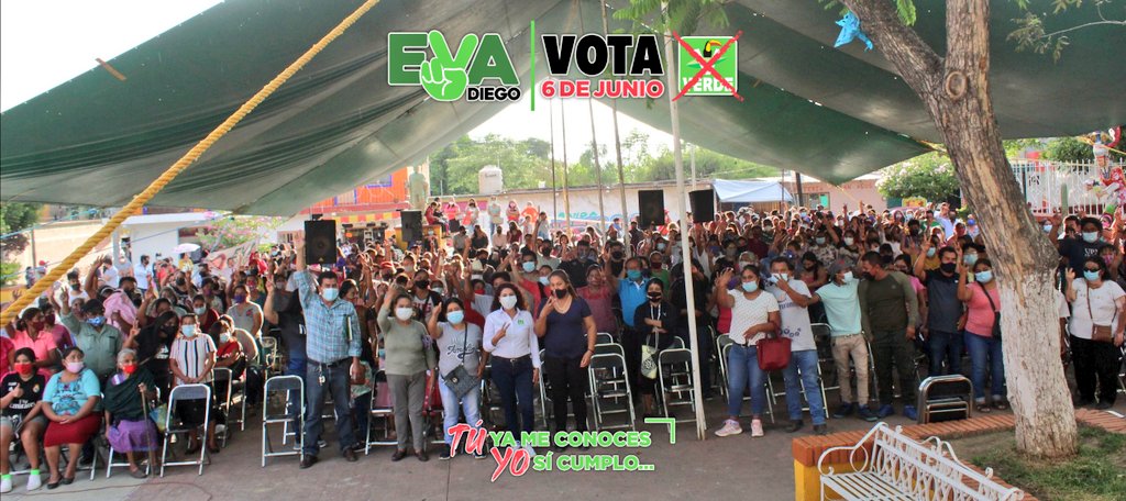evdiec's tweet photo. Estoy muy contenta en SAN AGUSTÍN DE LAS JUNTAS, nos fue REQUETEBIEN, ellos ya decidieron, nos dicen que van con el Verde y con Eva Diego, con su voto y apoyo, haremos que las cosas buenas regresen...
#6DeJunio #VotaVerde #EvaVa #DiputadaLocal @partidoverdemex
@partidoverde_oa https://t.co/Mi2lWIlPuW