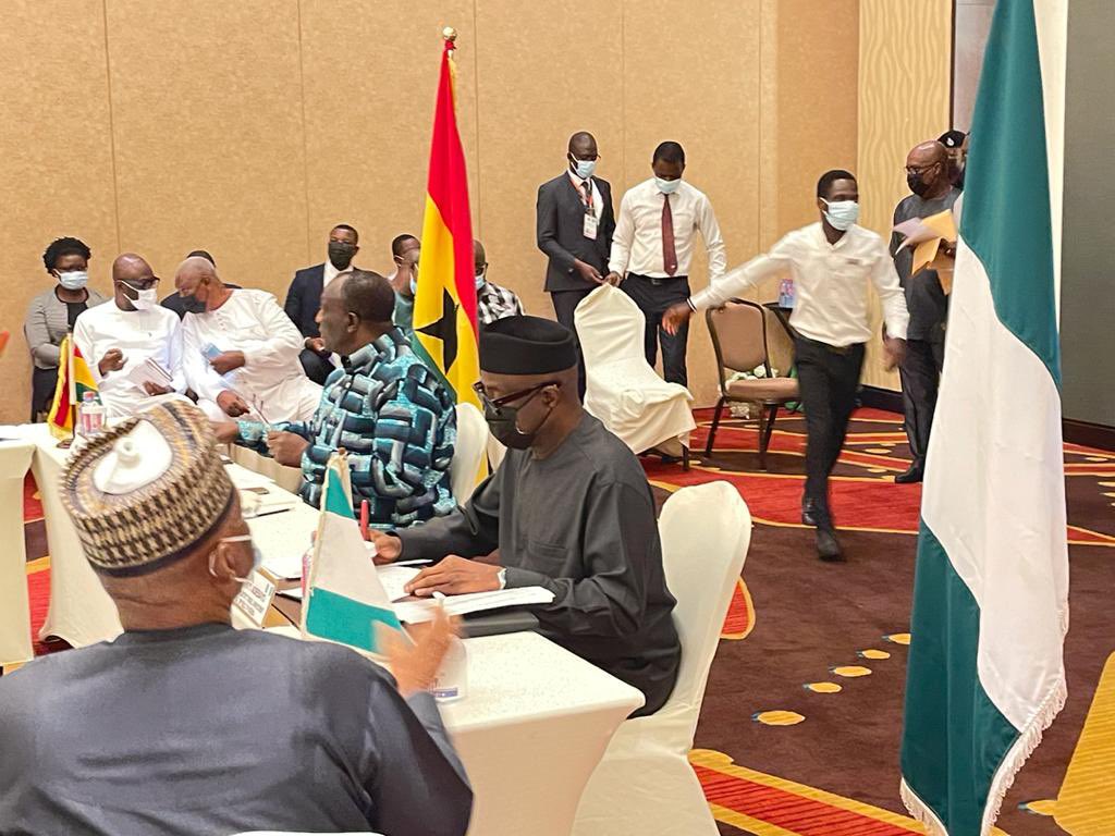 His Excellency Otunba <a href="/NiyiAdebayo_/">Otunba Niyi Adebayo</a> Hon. Minister @TradeInvestNG at the first Nigeria-Ghana bilateral meeting.
Trade ties are particularly important, hence Nigeria and Ghana need to ease the current tensions between Nigerian traders in Ghana and the Ghanaian Government.