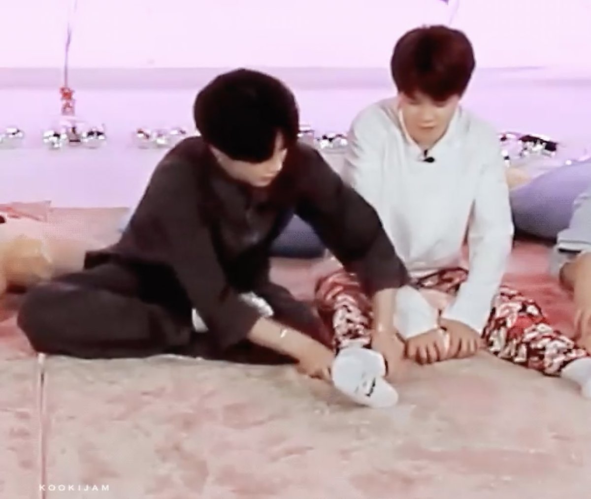 jikookheart's tweet photo. jungkook’s baby                       jimin’s baby https://t.co/cg6gJSehOQ