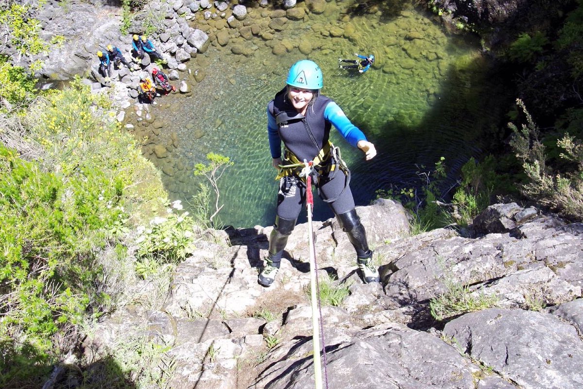 annafrosty's tweet image. MADEIRA ADVENTURE🌺 
with @skyrunmadeira and @AdventuresRun 

🌺October 10-16th 2021

Join us in Madeira, running, cuisine, flowers, sweet wine, relaxing and stretching with yoga, canyoning, surfing and exploring 

trailrunadventures.com/madeira