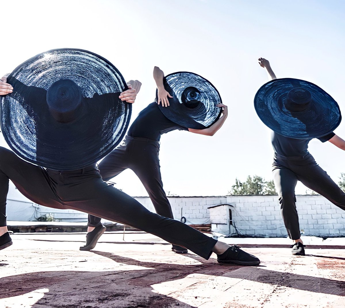 EventosTENERIFE's tweet photo. RT @Auditoriotfe "RT @CristianMartnC3: Ganicas 🛩... 4 junio al @FAMTenerife con la obra CAMPO CERRADO de @DDCdanza_DDona
#artesescenicas #ontour2021 #DDCDanza https://t.co/3d7MYK1F5U"