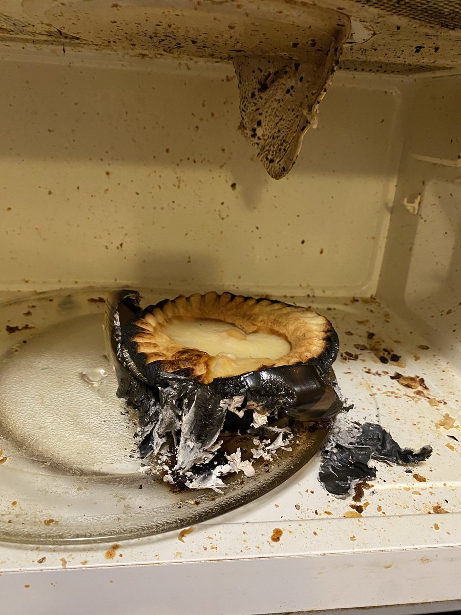 coretta_shane's tweet photo. @_MarieCallender @Eater Buyer beware! I followed directions exactly and my pot pie burnt up my microwave. The fire department said that the casing was aluminum. Marie Callender offered me a five dollar coupon! My daughter and I are OK. Too bad they will reimburse me for the microwave that they ruined https://t.co/NzQi46wL44